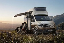 Volkswagen показал «двухэтажный» фургон California XXL Concept