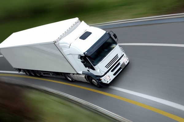 Водителей грузовиков хотят обязать каждые пять лет проходить курсы повышения квалификации