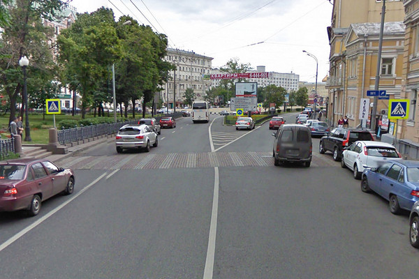 Камеры на московских дорогах выписывают штрафы за несуществующие нарушения