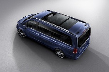Объявлена российская цена роскошного минивэна Mercedes-Benz V-Class Exclusive
