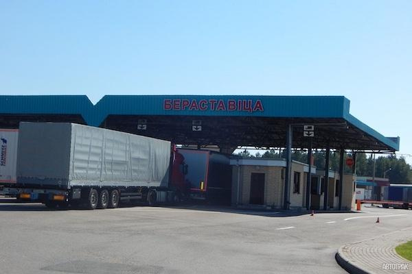 На границе Беларуси с Польшей начинают появляться очереди из грузовиков
