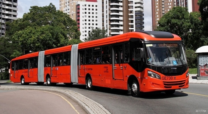 В Бразилии приступили к работе 27-метровые автобусы