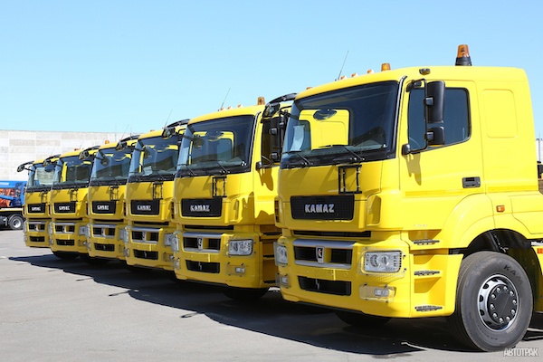 Доли российских и китайских грузовых машин на авторынке почти сравнялись