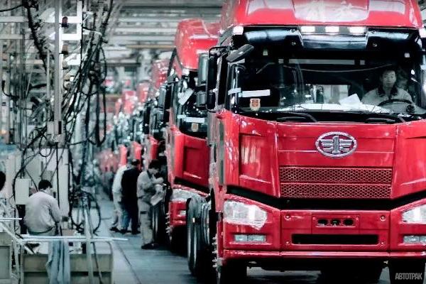 В Приморье до конца 2017 года выпустят первую партию грузовых машин FAW
