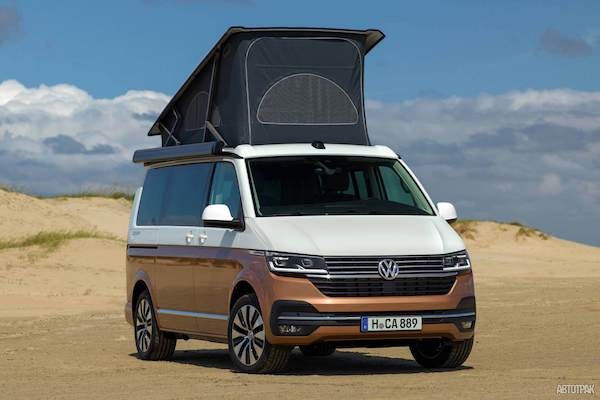 Volkswagen показал обновленный кемпер California