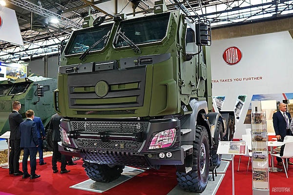 Tatra показала свой новый тягач