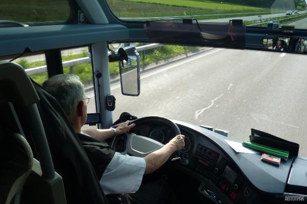 Американский водитель автобуса наездил 1,9 млн км без единой аварии