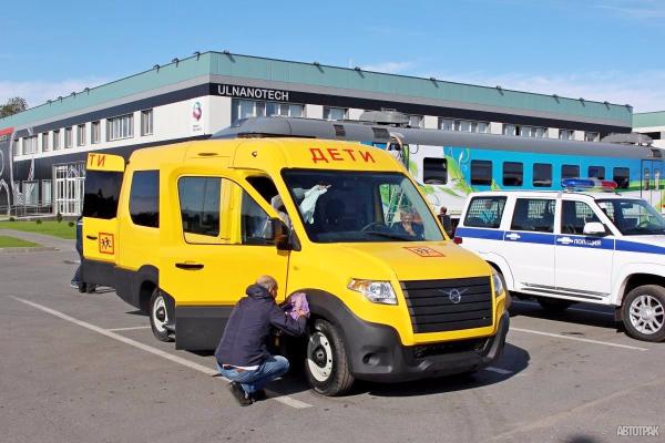 УАЗ разработал новый микроавтобус