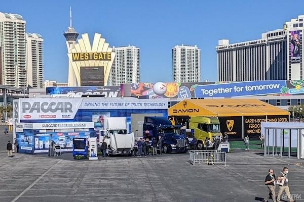 PACCAR представил три инновационных грузовика