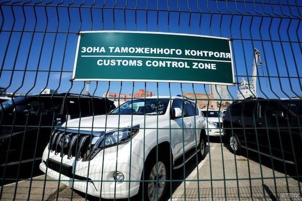 Утильсбор на автомобили до конца года не повысят