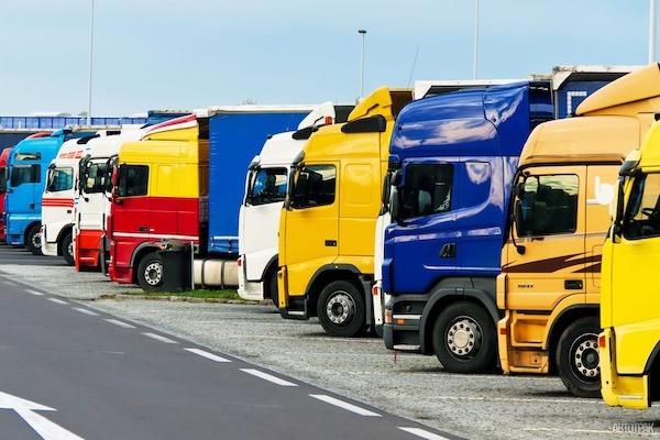 Спрос на грузовики с пробегом на платформе вырос на 5,9%