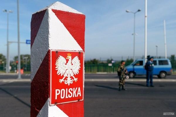 ГТК: Польша отправляет на карантин водителей грузовиков