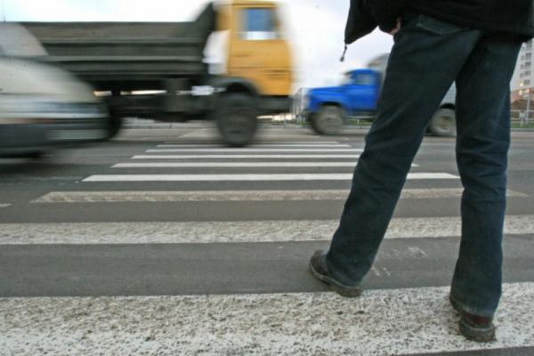 На дорогах России предложили установить знак «Зона торможения»