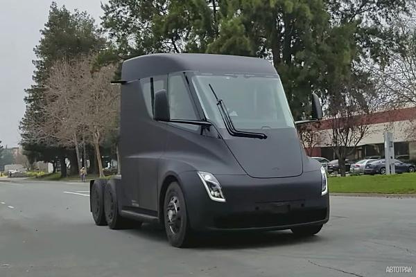Tesla начала тестировать грузовик Semi на дорогах общего пользования