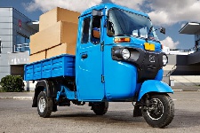 В Россию едет дизельный трицикл Bajaj Maxima C