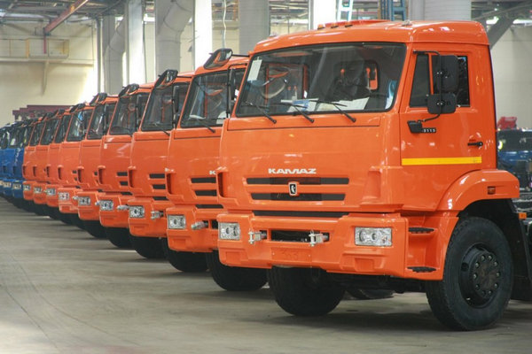 Рынок грузовых автомобилей в России растет шестой месяц подряд