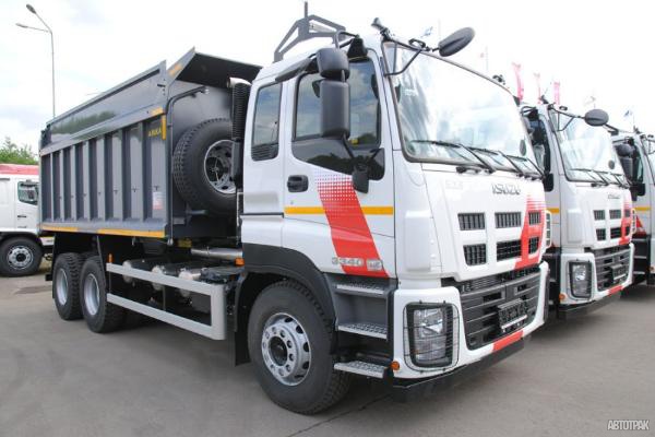Самосвалы ISUZU GIGA идут на взлет
