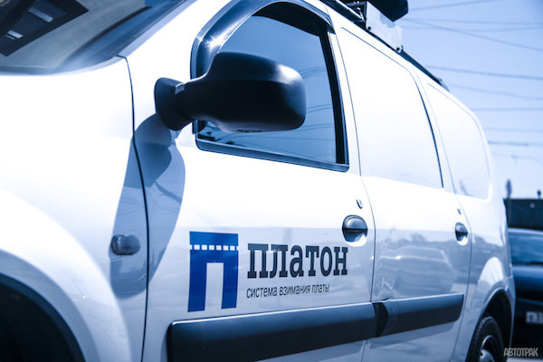«КамАЗ» предлагает ввести отдельные тарифы «Платона» для дизельных и газовых грузовиков