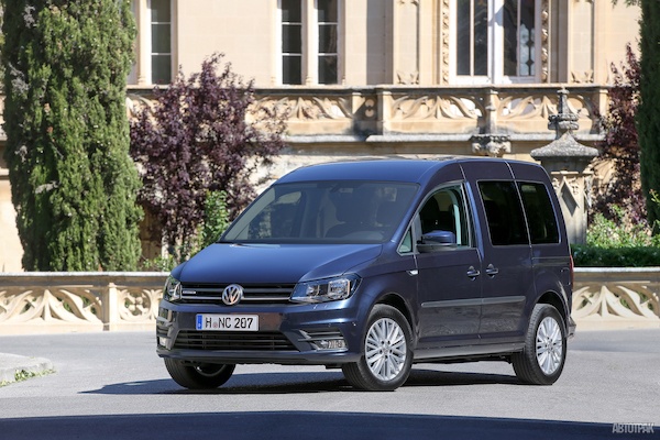 Volkswagen отзывает в России 74 автомобиля Caddy
