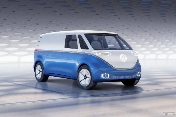Новый iPhone VS Новый электрофургон Volkswagen с 550-километровым запасом хода: кто заряжается быстрее?