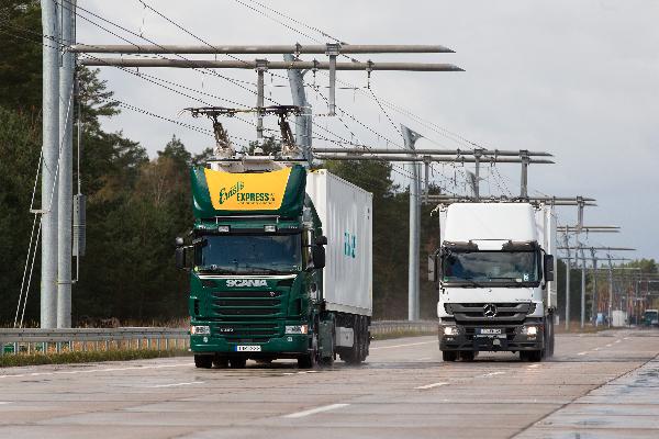 Siemens построит первое в Германии электрическое шоссе для грузовиков
