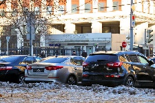 В Москве появится регламент по эвакуации машин без номеров
