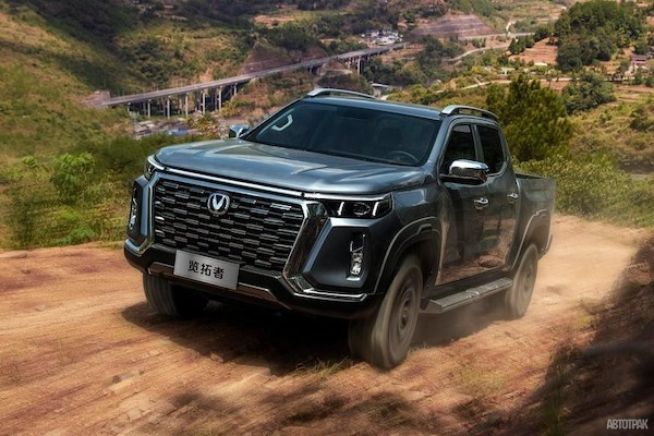 Теперь официально: «бизнес-пикап» Changan Hunter Plus скоро стартует в России