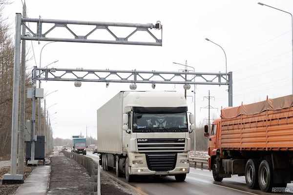В России штрафы по весогабаритному контролю сделают едиными и переведут на владельцев грузовиков