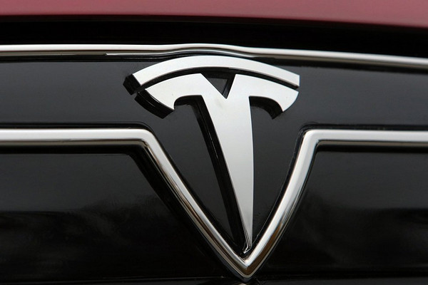 Tesla представит свой первый грузовик