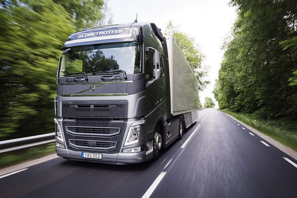 Volvo Trucks представляет улучшенную силовую линию