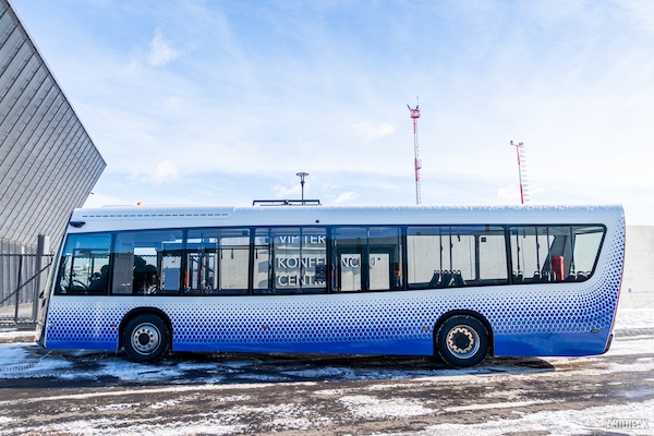 Литовцы придумали автобус из пластика
