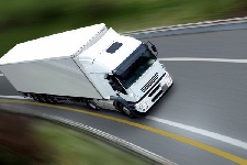 Водителей грузовиков хотят обязать каждые пять лет проходить курсы повышения квалификации