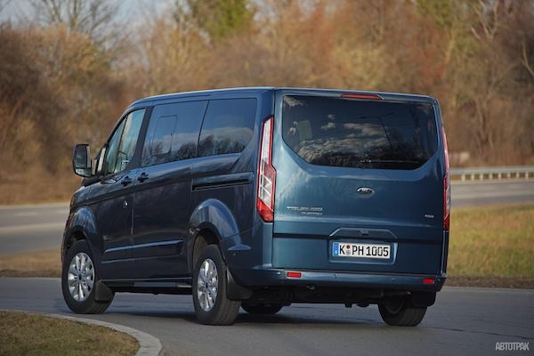 Микроавтобус Ford Tourneo Custom ушел с российского рынка