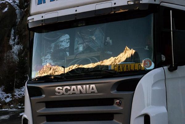 Scania - любимый грузовик по горным дорогам итальянских водителей