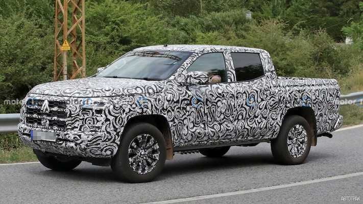 Mitsubishi занимается разработкой L200 нового поколения: пикап проехался на камеру