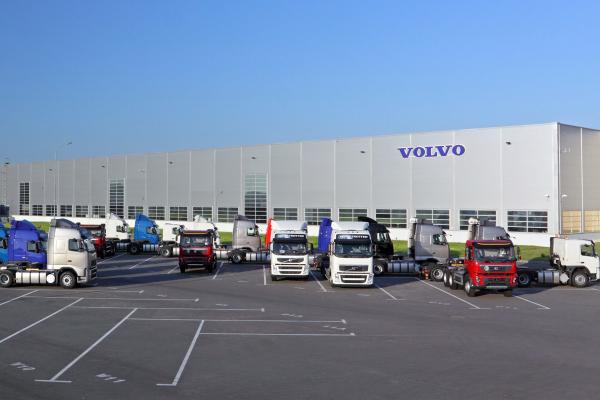 Грузовики Volvo получат российские трансмиссии