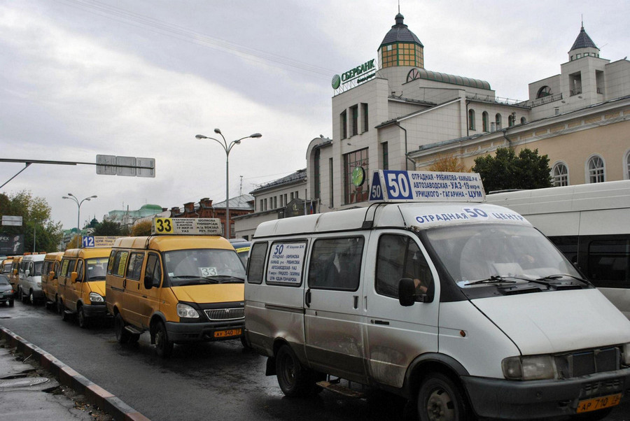 Частными предприятиями в России выполняется 21% перевозок пассажиров