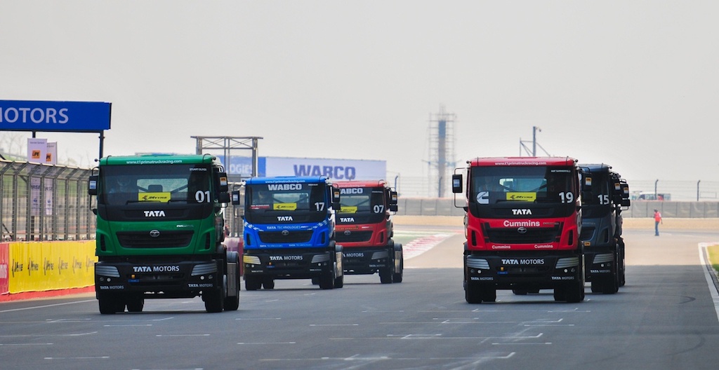 Гоночные грузовики Тата 2014 года.jpg