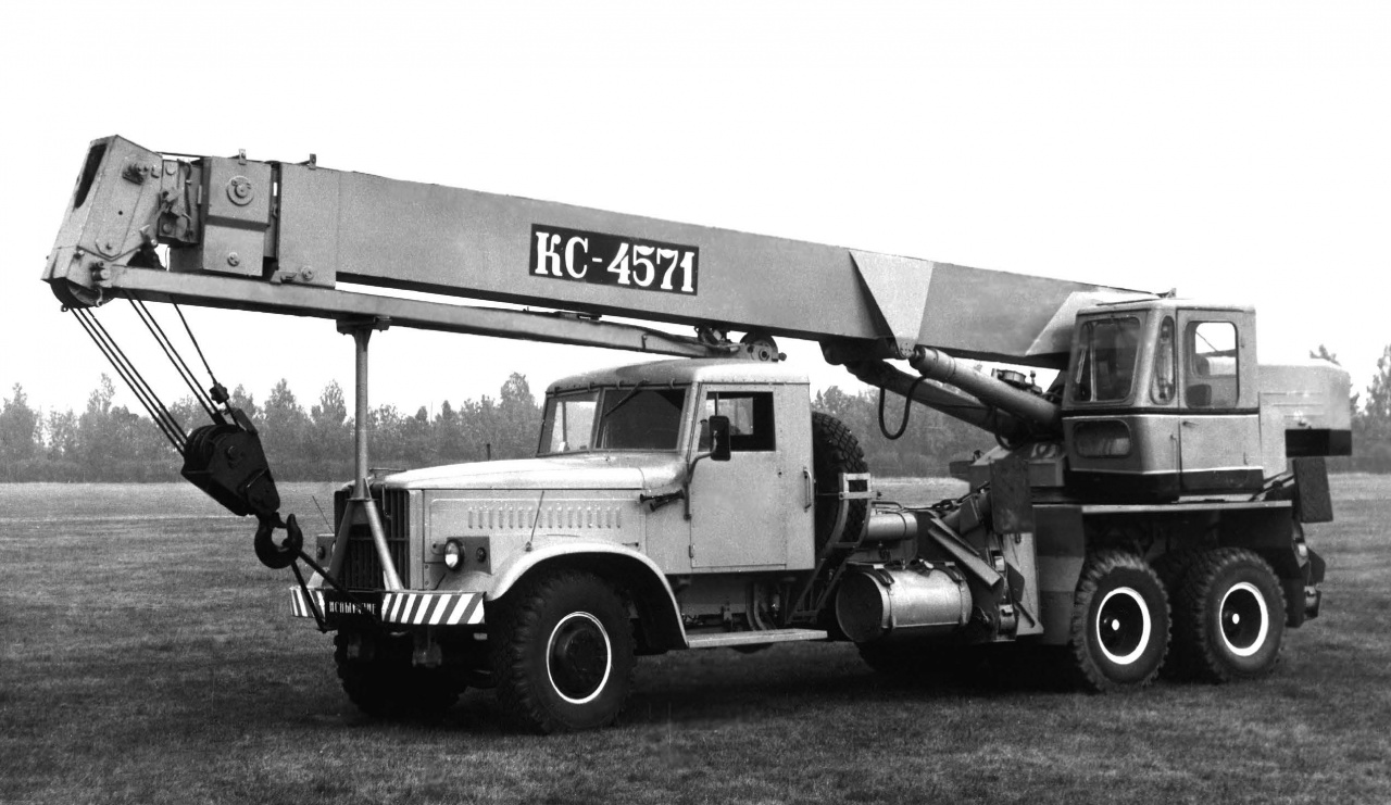 79 AT-4.jpg 79 AT-4.jpg