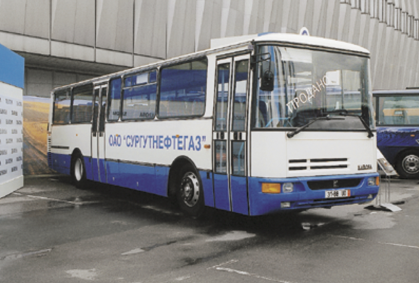 Междугородный автобус из Чехии Каrosа С934Е. Количество мест для сидения 46, двигатель Renouit мощностью 188 кВт.