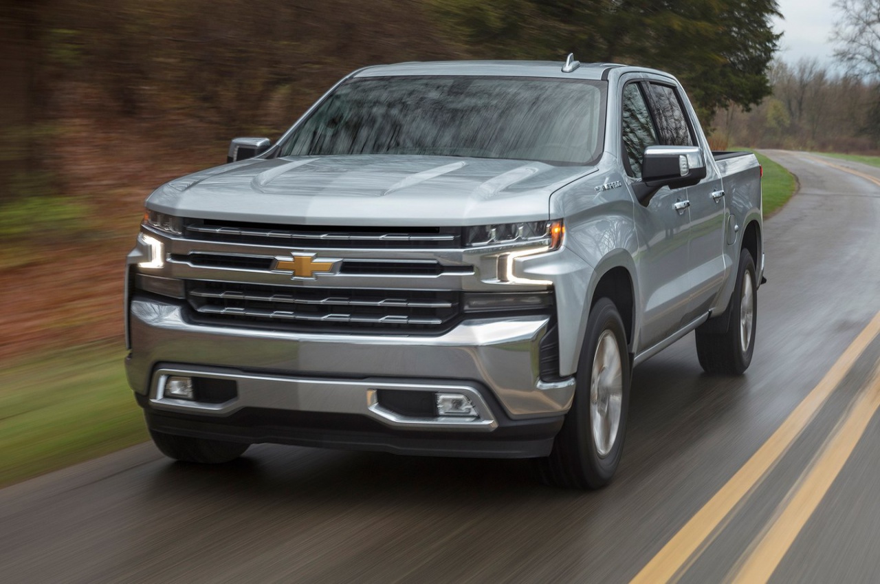 2019-Chevrolet-Silverado-LTZ-front-side-motion-view-on-road.jpg