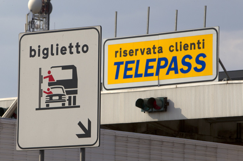 Итальянская сеть автомобильных дорог — одна из самых развитых и дифференцированных в Европе