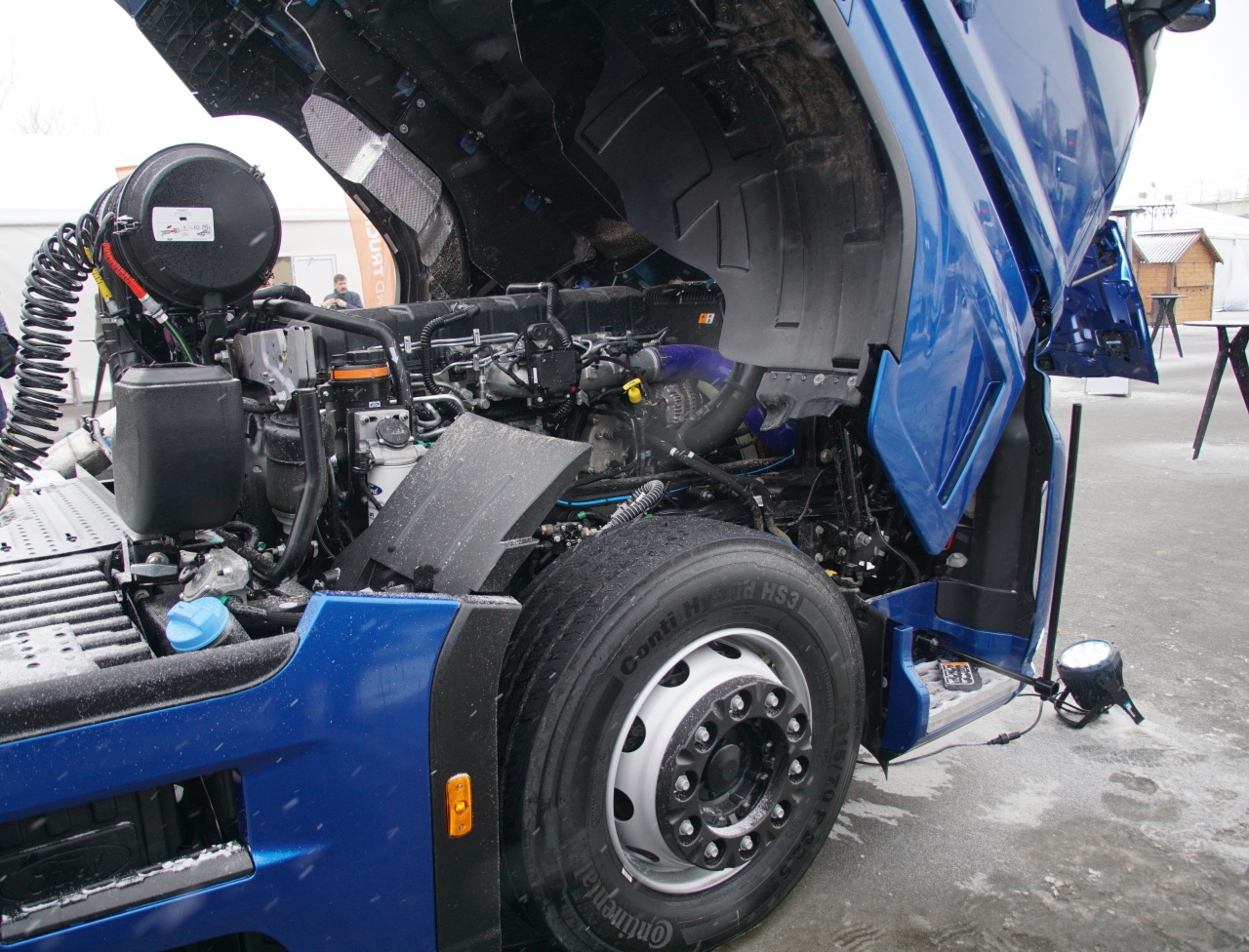 «Сердцем» грузовика стала совершенная версия дизельного двигателя Ford Ecotorq.JPG