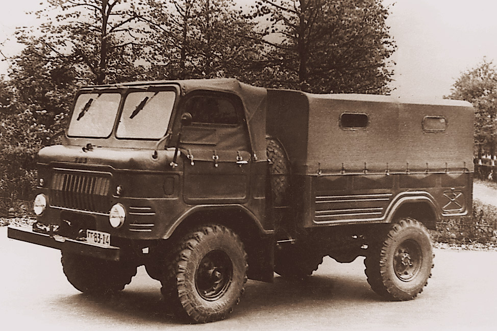 ar04.jpg