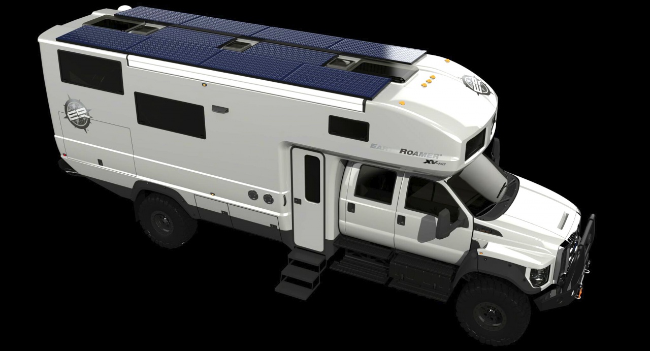 EarthRoamer-XV-HD-Passenger-Solar_Exterior.jpg