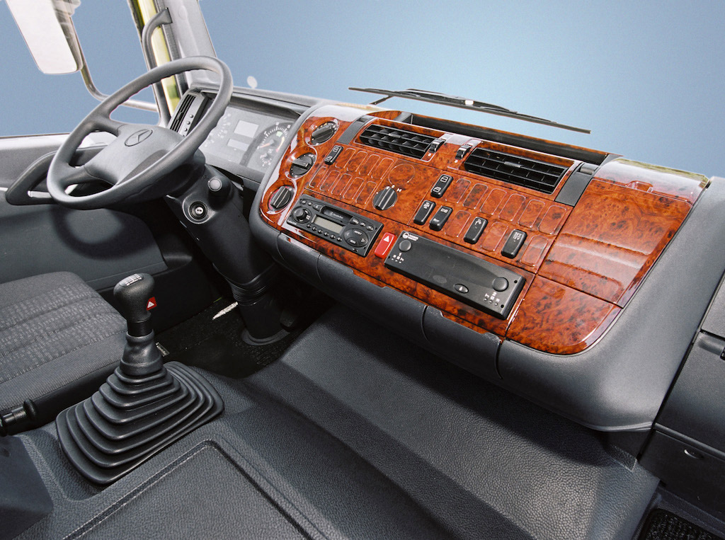 F2001F3558_25A.JPG