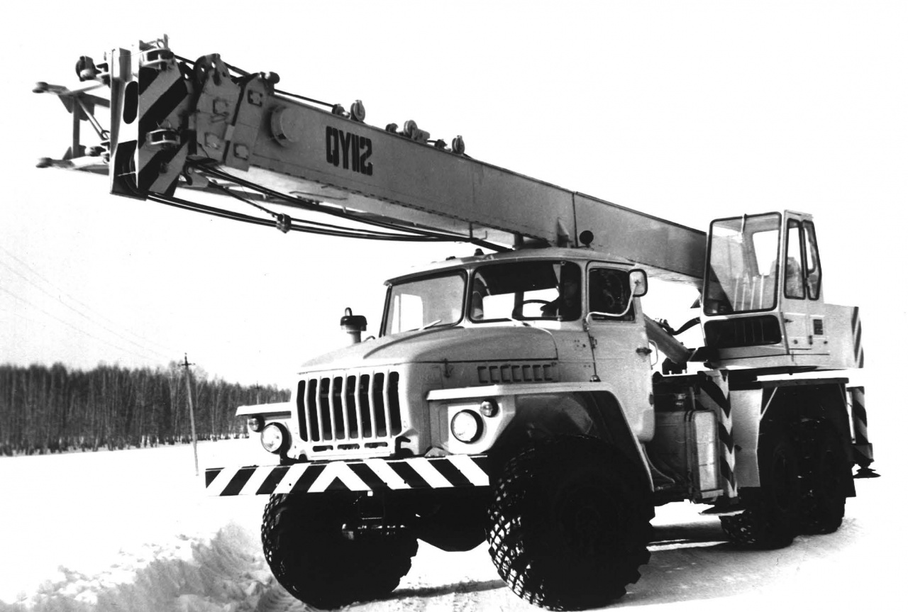 76 AT-41.jpg 76 AT-41.jpg