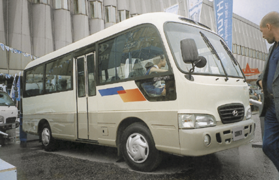 Автобус из Южной Кореи Количество мест для сидения 16. Мощность двигатели 115 л.с. Предпусковой обогреватель. Максимально скорость 127 км/ч.