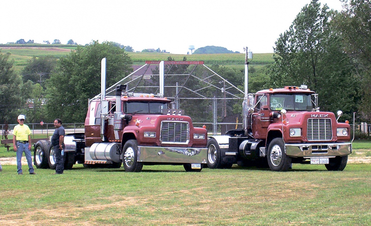 77-AT-3-3.jpg 77-AT-3-3.jpg
